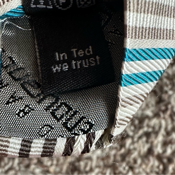 Ted Baker 100% silk tie, cream, beiges and blue - Picture 4 of 5